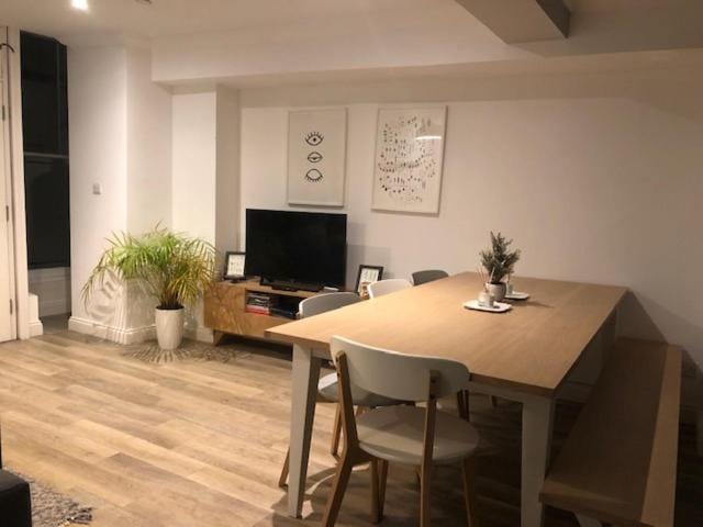 Ceres Newly refurbished 3 bedroom in Heart of Bath Apartment in Bath