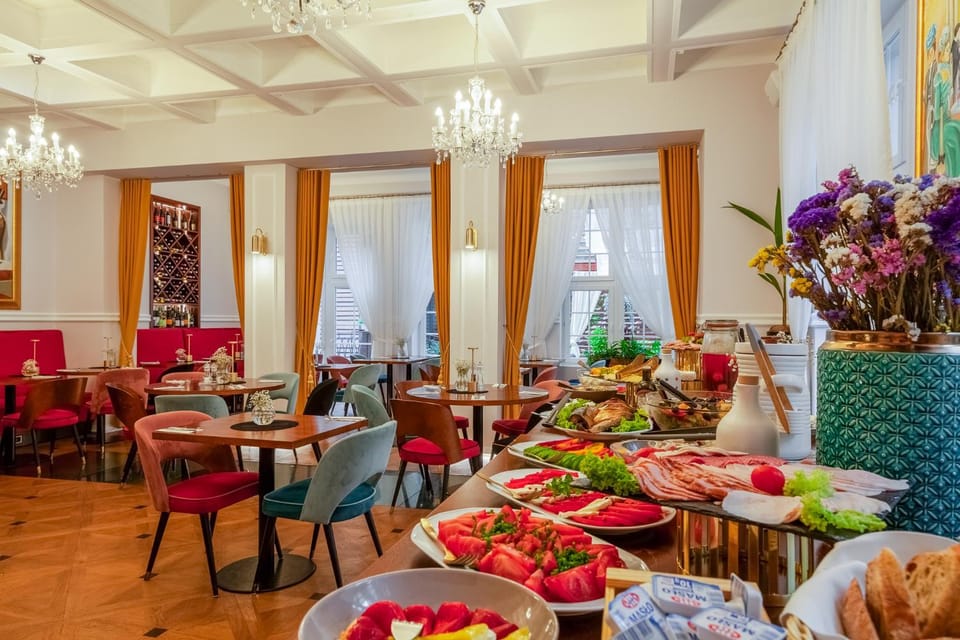 Food and drinks, Buffet breakfast