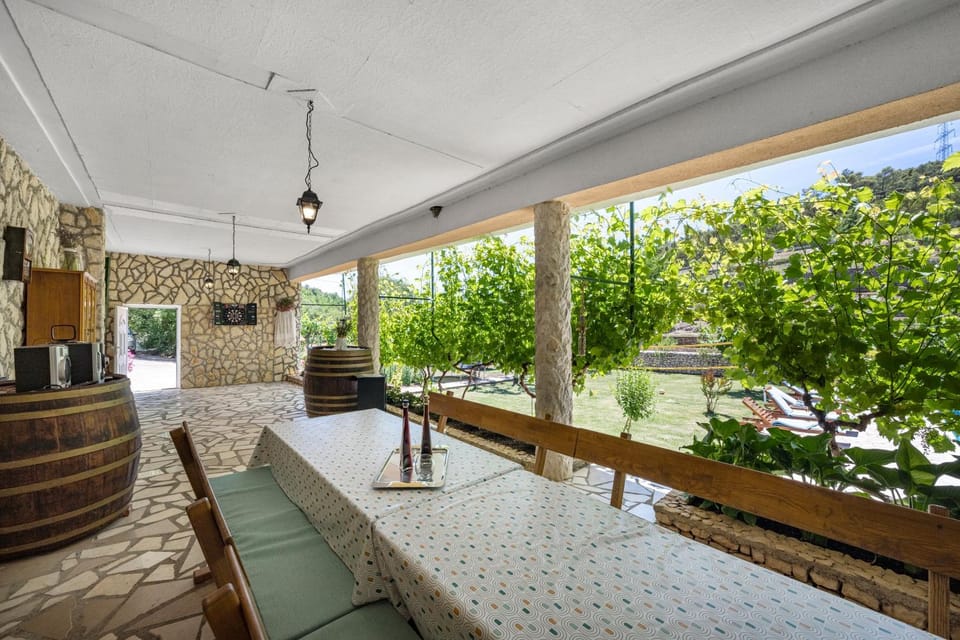 Living room, Seating area, Garden view
