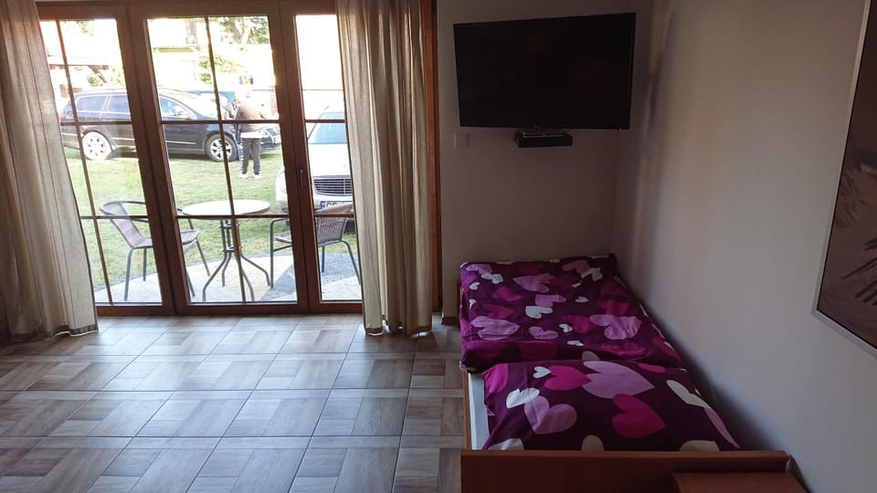 Living room, Bedroom