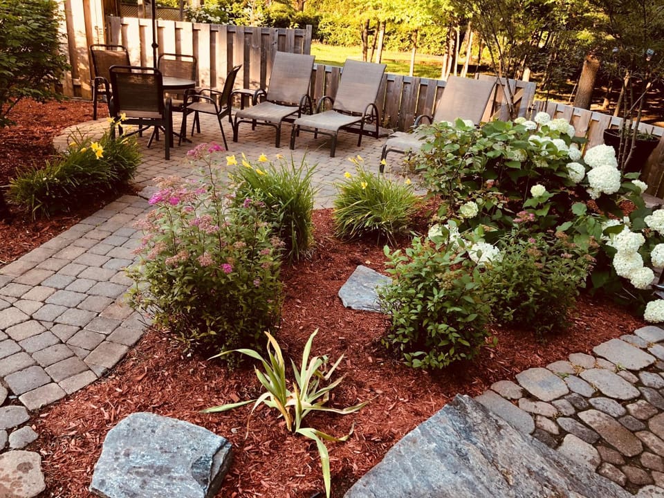 Patio, Garden, Swimming pool