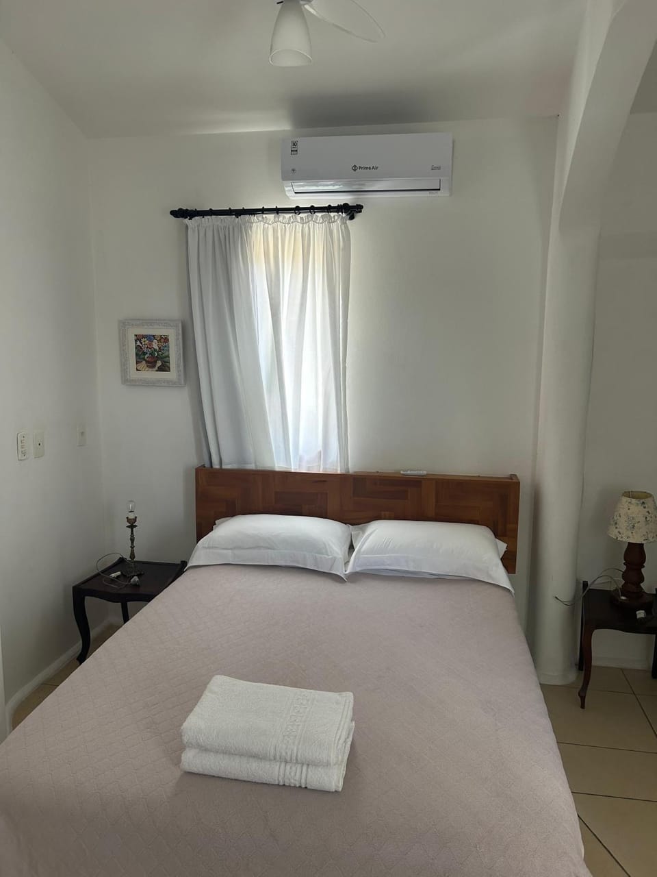 Bedroom, air conditioner