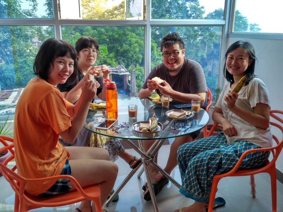 Restaurant/places to eat, Restaurant/places to eat