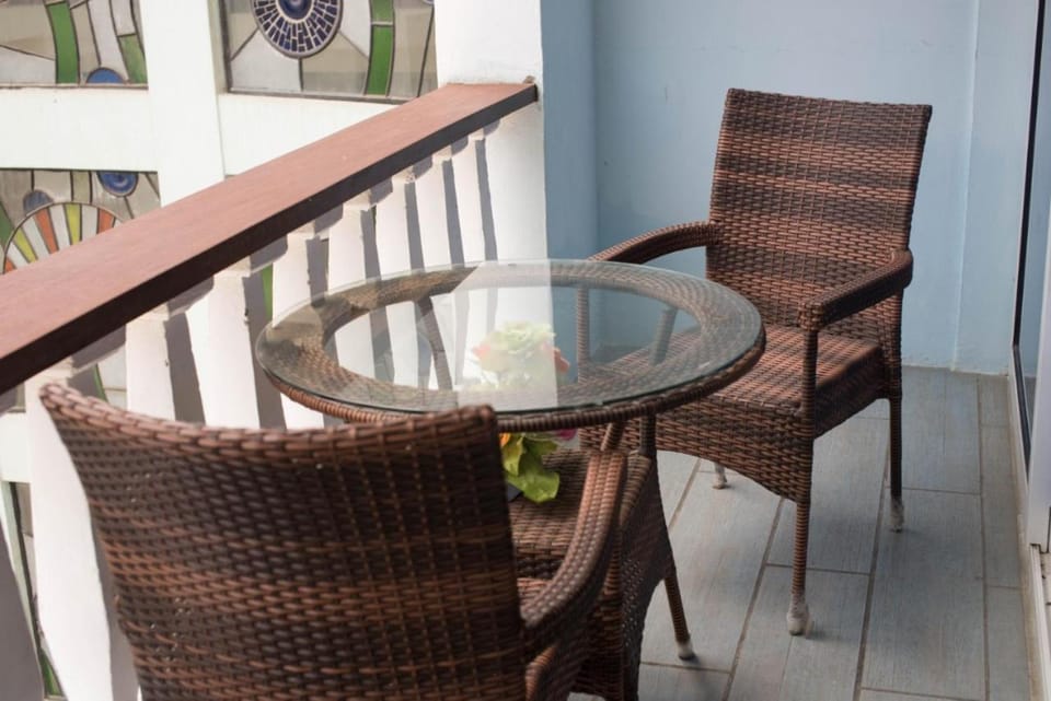 Mombasa Bamburi Beach Studio B44 - Pool & Beach - Sleeps 2 Apartment in Mombasa
