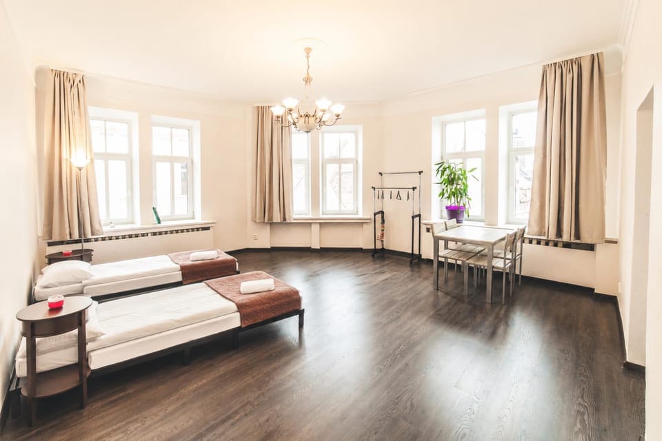 Bed, Living room, Seating area, Bedroom