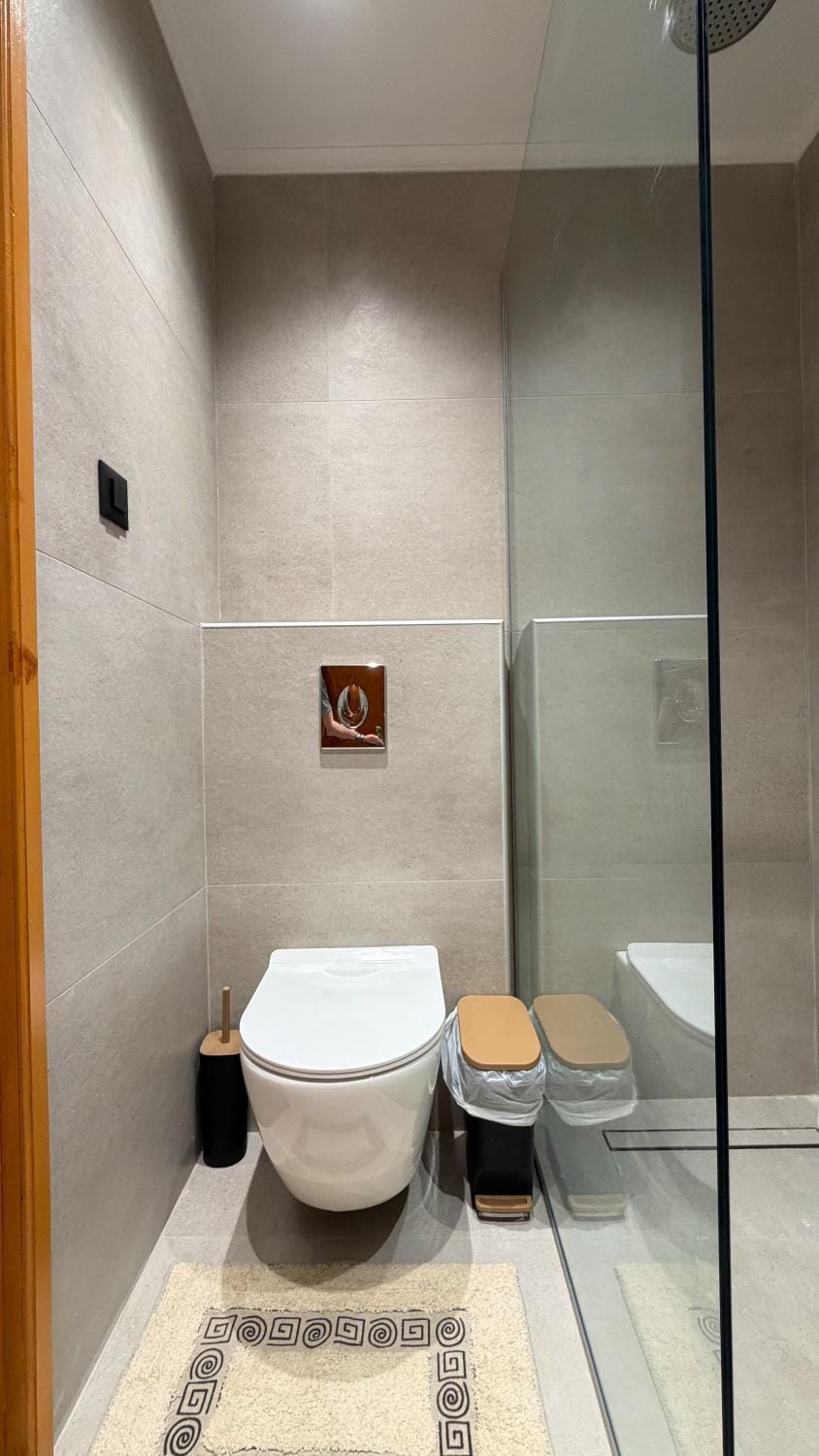 Toilet, Bathroom