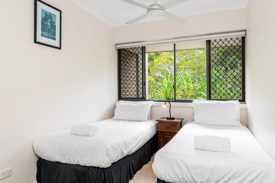 James Cook Apartment 10 -130 Lighthouse Road Apartment in Byron Bay