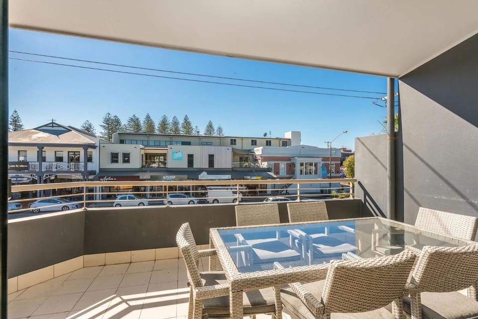 Absolute Solace - 2 - 8 Lawson Street Apartment in Byron Bay