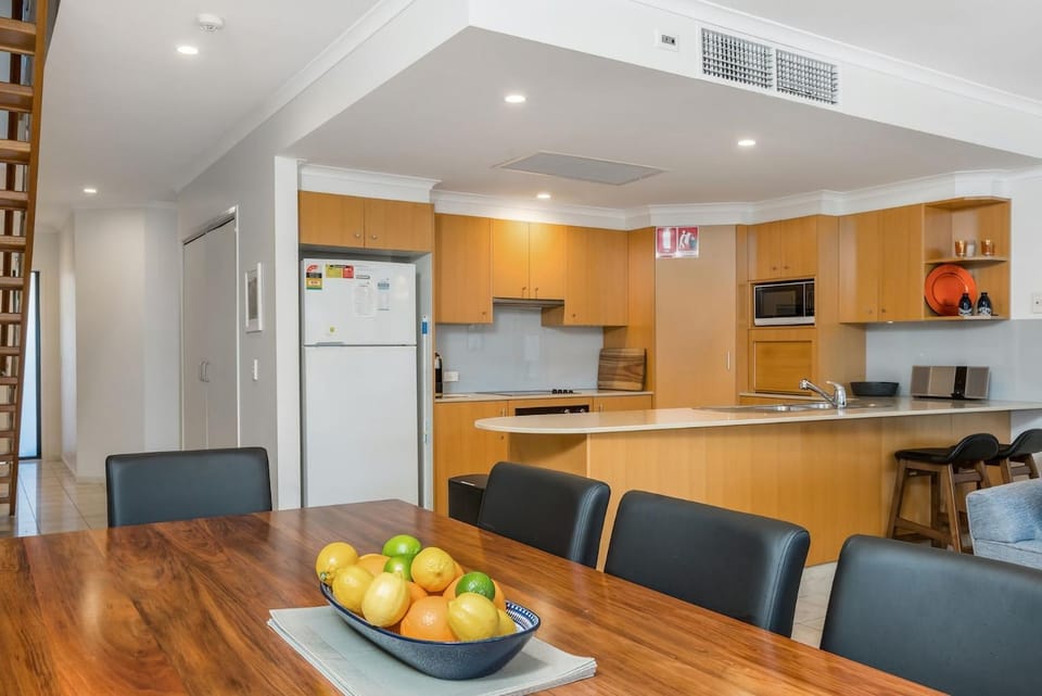Absolute Solace - 2 - 8 Lawson Street Apartment in Byron Bay