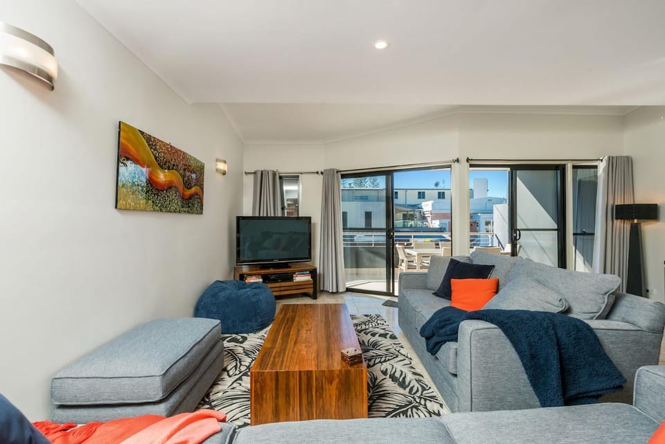 Absolute Solace - 2 - 8 Lawson Street Apartment in Byron Bay