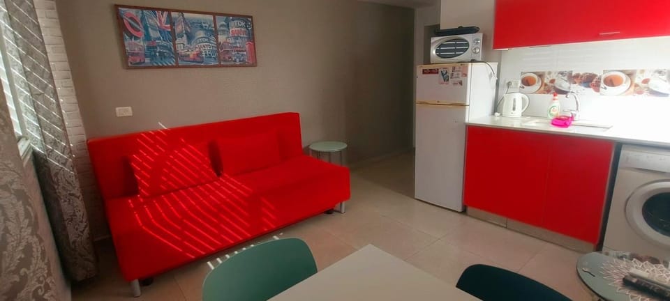 Kitchen or kitchenette, Living room
