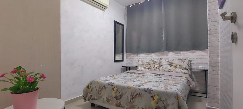Bed, air conditioner