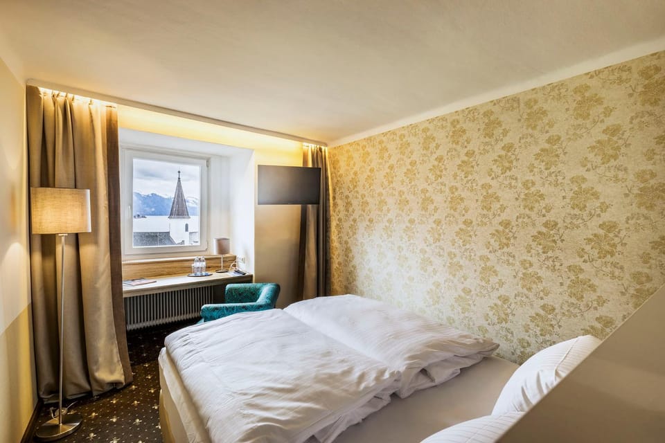 Keramikhotel Goldener Brunnen Hotel in Upper Austria