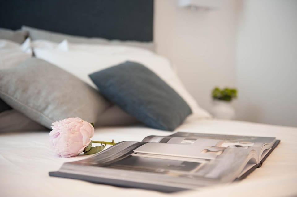 Bed, Decorative detail, Bedroom