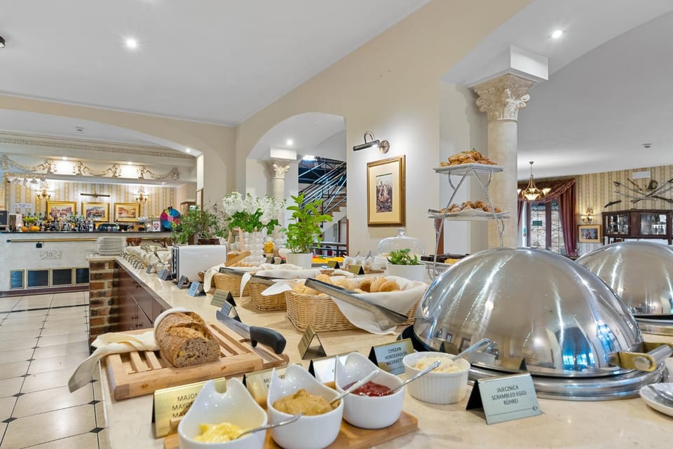 Restaurant/places to eat