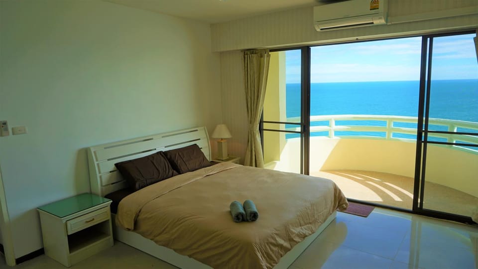 Bed, Balcony/Terrace, Bedroom, Sea view, Family