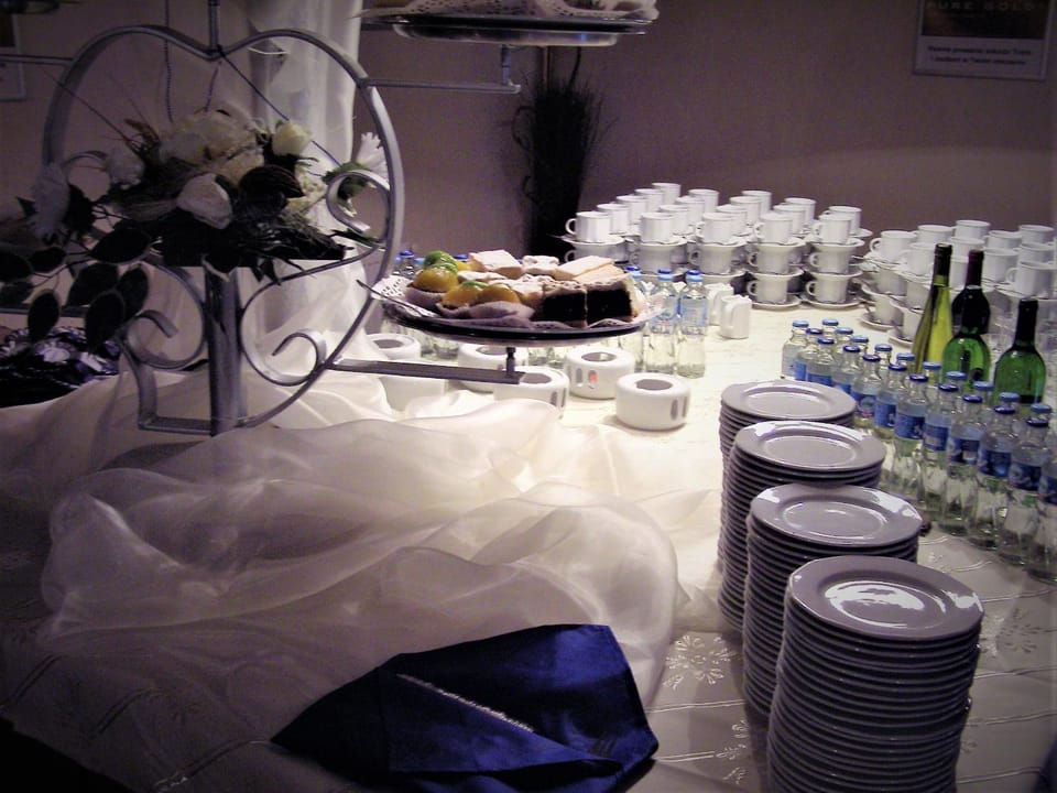 Food and drinks, Banquet/Function facilities