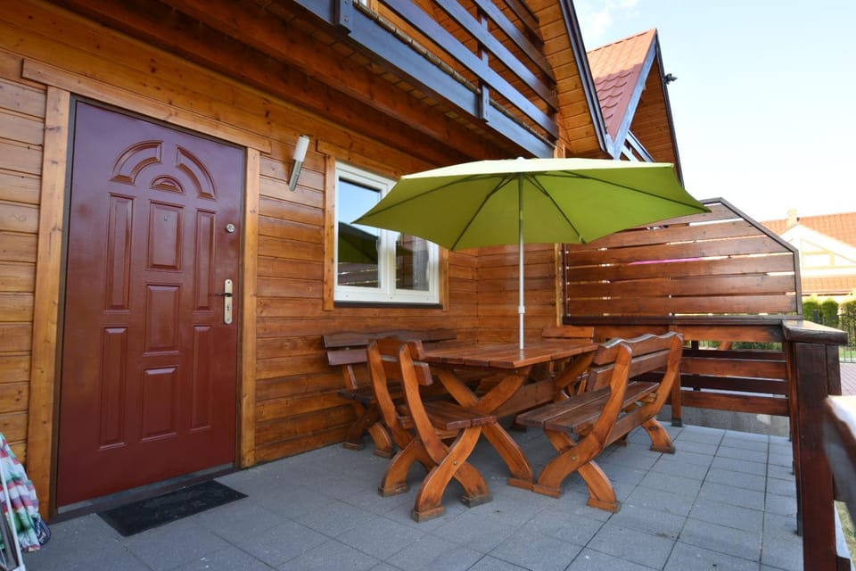 Domki na Różanej 2 Chalet in Pomeranian Voivodeship