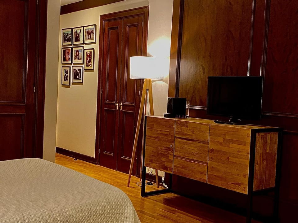 Edificio El Moderno, Vigo 1.902 Apartment in Vigo