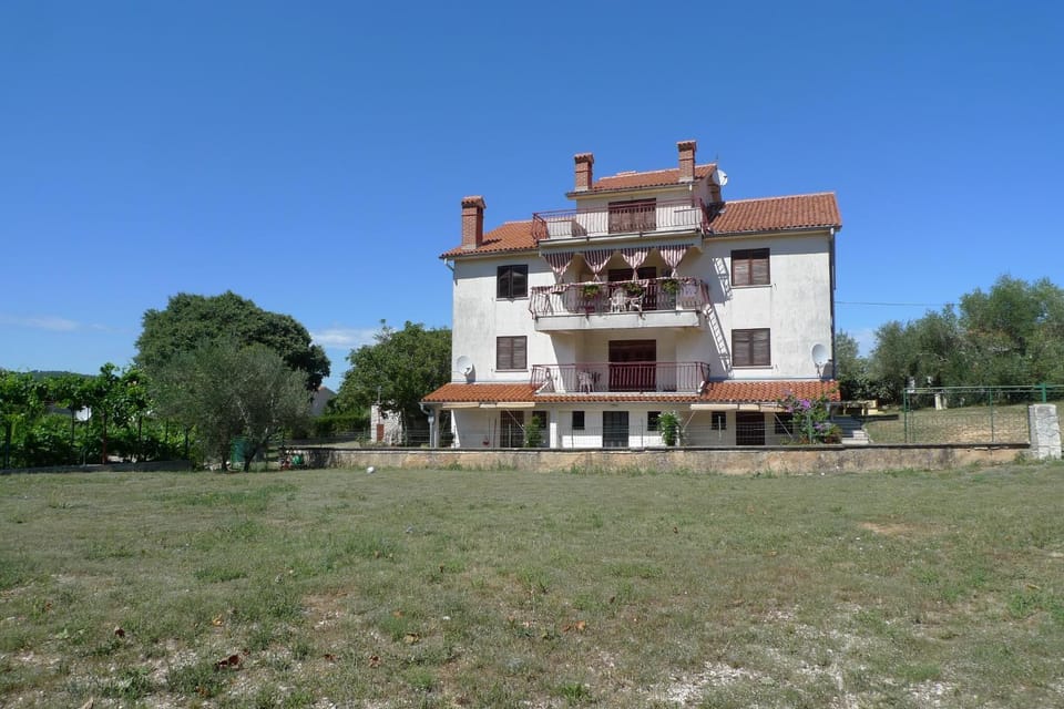 Property building, Garden view