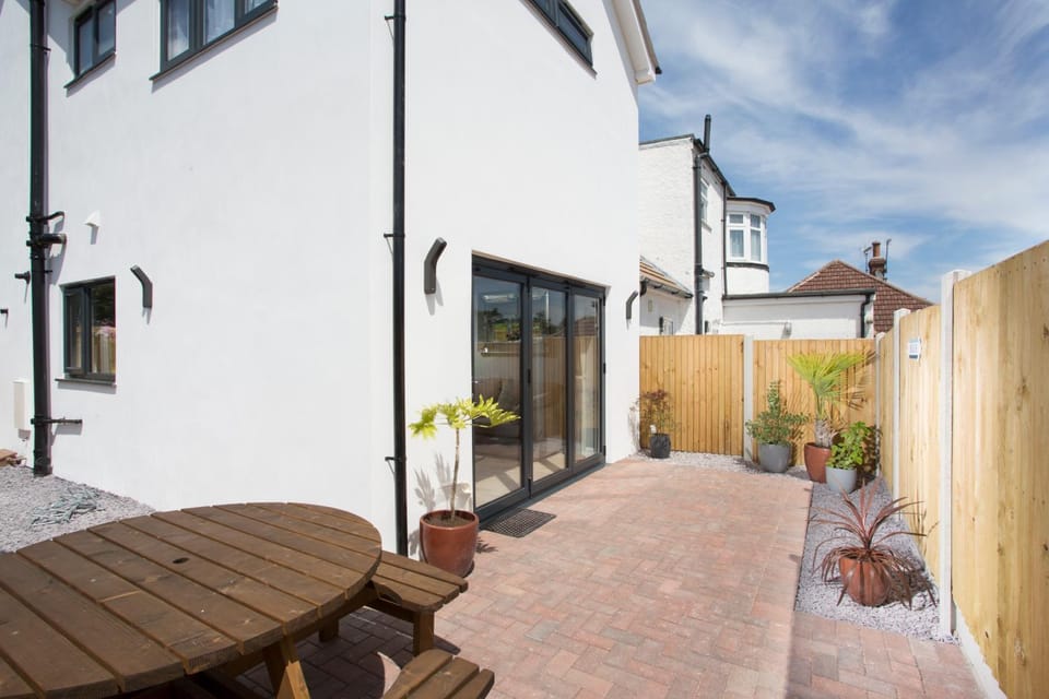 BBQ facilities, Garden