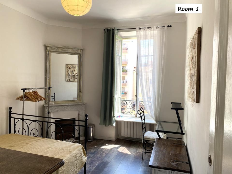 Nice Center Room Bed and Breakfast in Nice