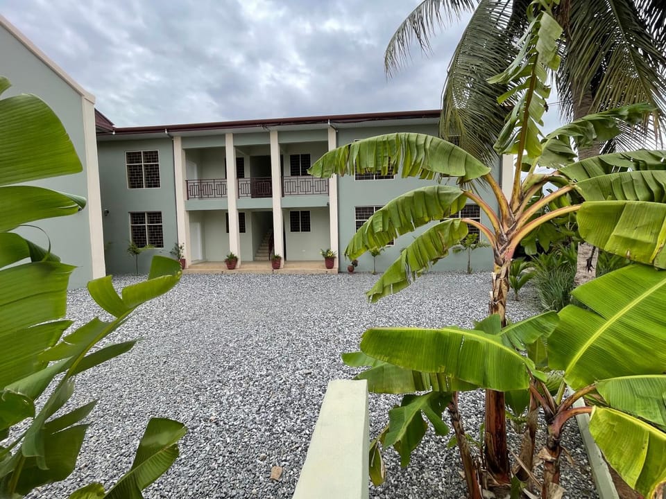 Connect Africa Apartments Bed and Breakfast in Accra