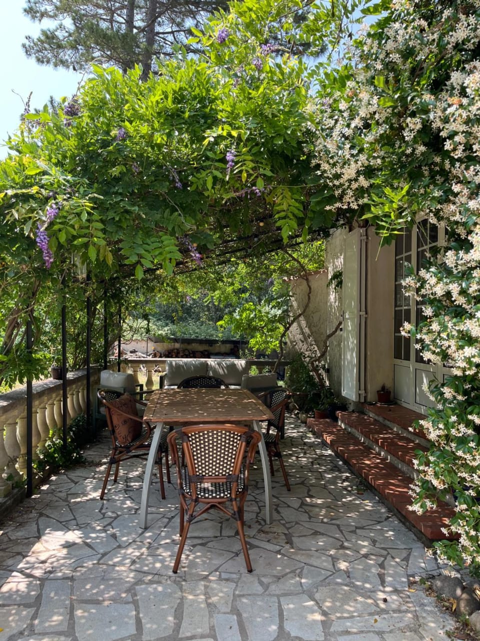 LE CHÊNE ET L'EAU Bed and Breakfast in Roquebrune-sur-Argens