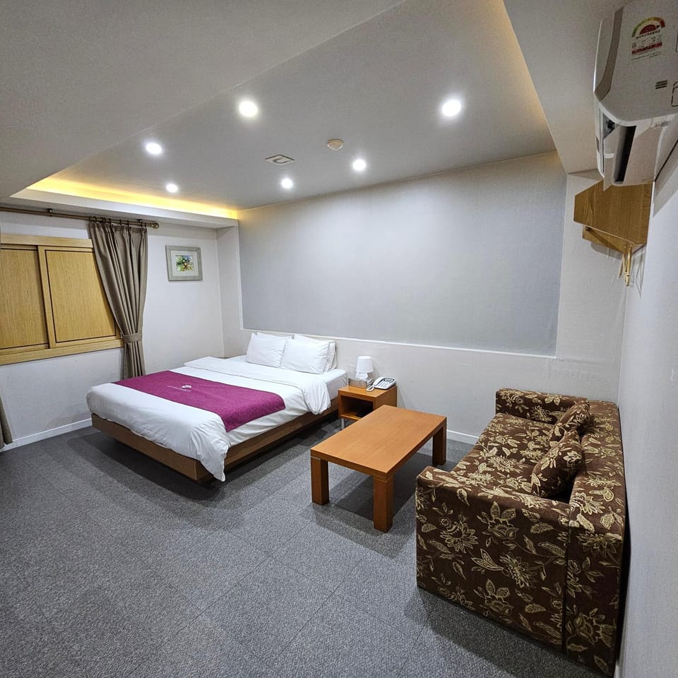 Amour Hotel Hotel in Gyeonggi-do