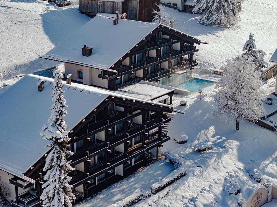 Property building, Winter, Pool view