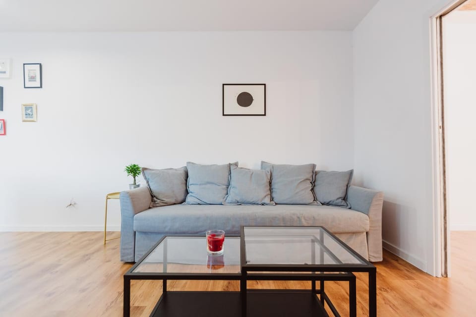 Living room, Other, Photo of the whole room, Decorative detail, Seating area