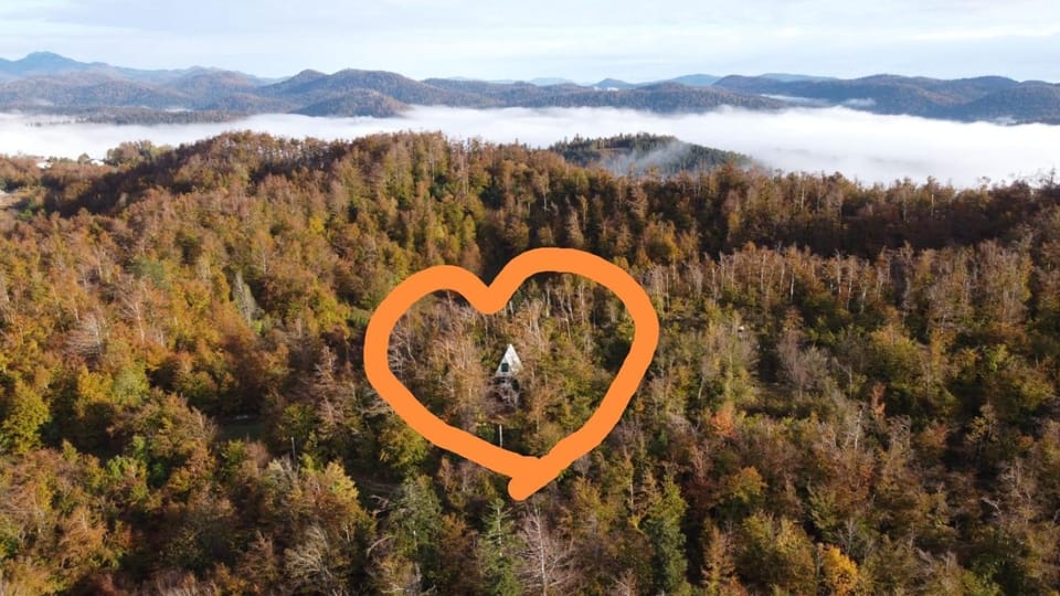 Neighbourhood, Natural landscape, Location