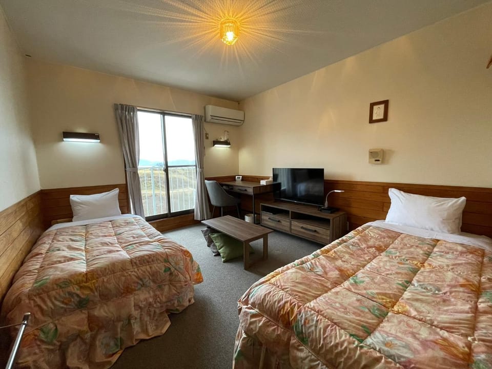 Pension KUROSHIOMARU Hotel in Japan