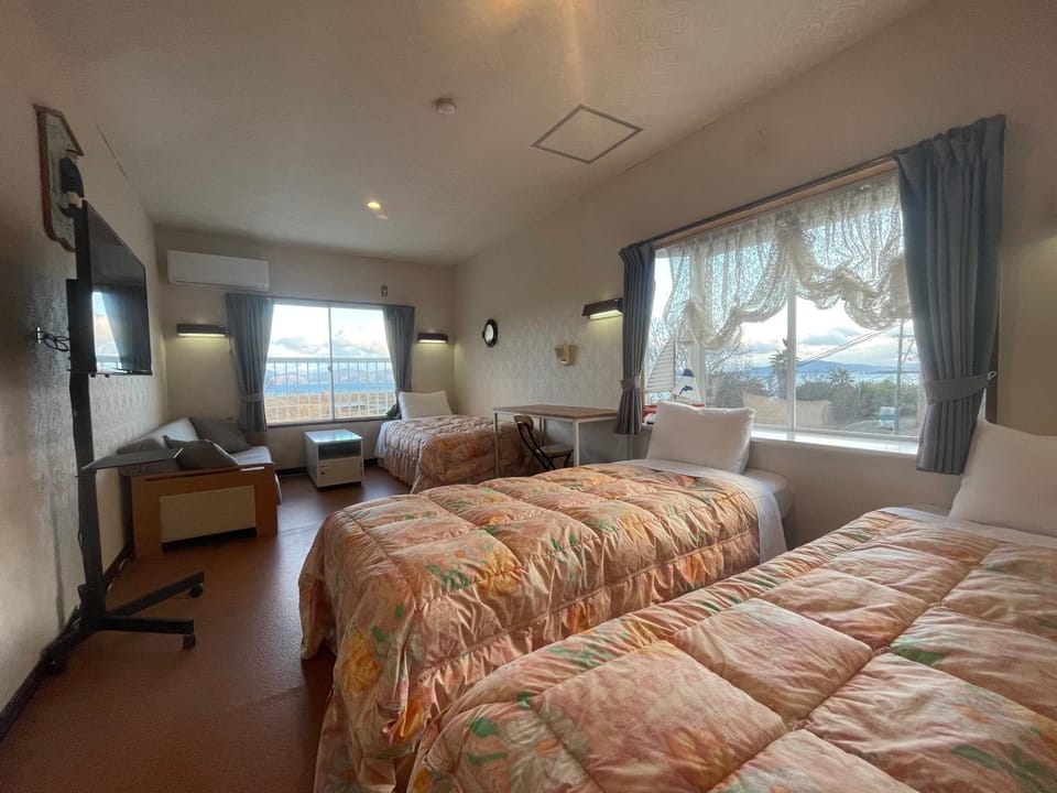 Pension KUROSHIOMARU Hotel in Japan