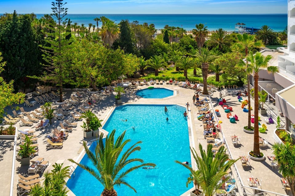 Swimming pool
