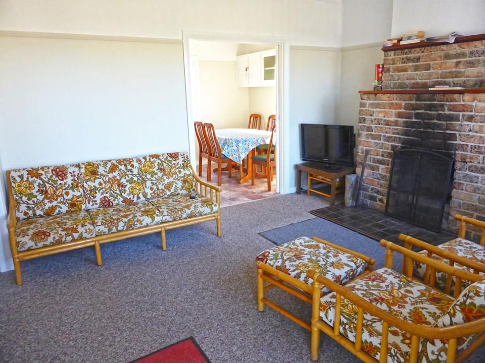 Fishermans Friend House in Culburra Beach