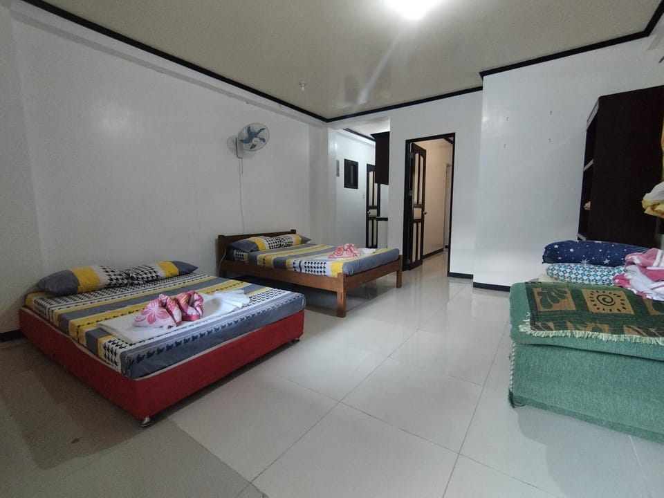Riverside at Aninuan Accommodation and Food Bed and Breakfast in Puerto Galera