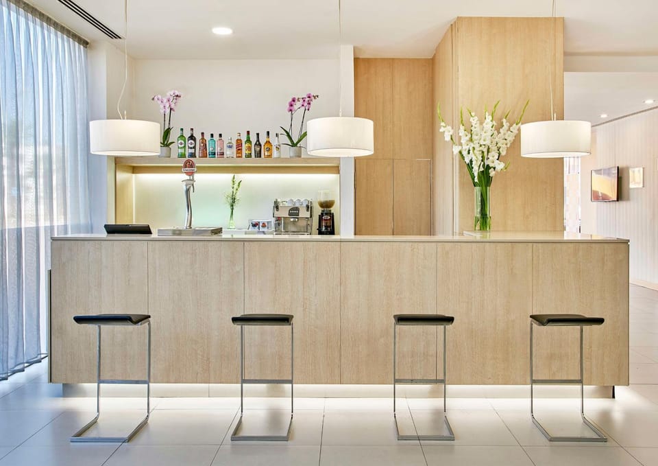 Lounge or bar