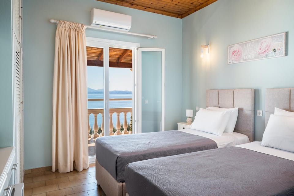 Bed, Bedroom, air conditioner
