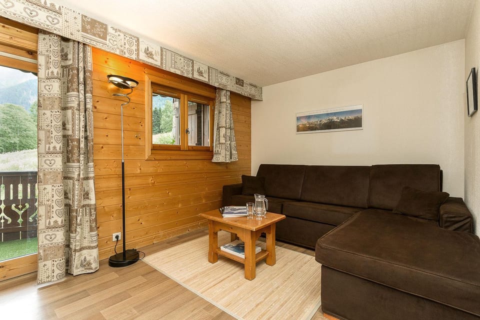 Apartment Refuge de Bellachat, Alpes Agency, Les Houches, Sleeps 4 Apartment in Les Houches