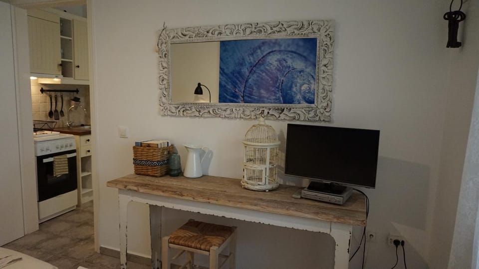 TV and multimedia, Kitchen or kitchenette