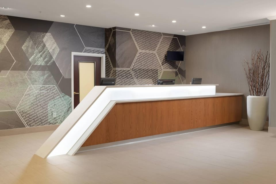 Lobby or reception, Lobby or reception