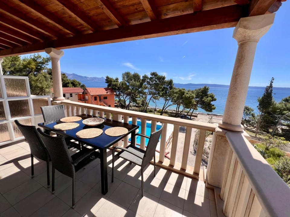 Vila Vera Seafront Apartments Apartment in Split-Dalmatia County