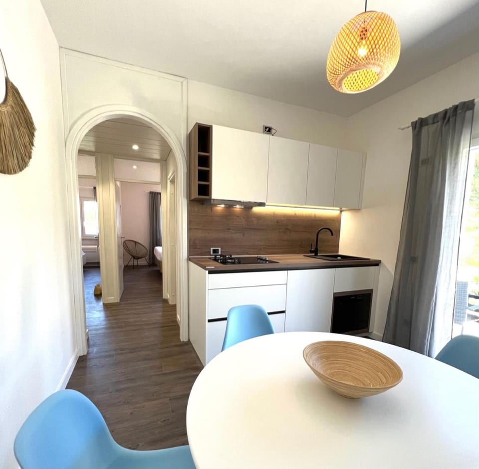 Vila Vera Seafront Apartments Apartment in Split-Dalmatia County