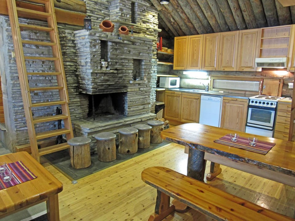 Kitchen or kitchenette, Living room, Photo of the whole room, Dining area