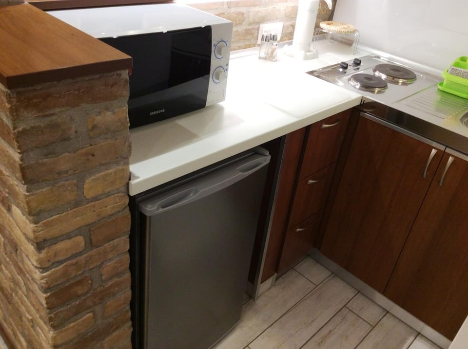 Coffee/tea facilities, Kitchen or kitchenette, Decorative detail
