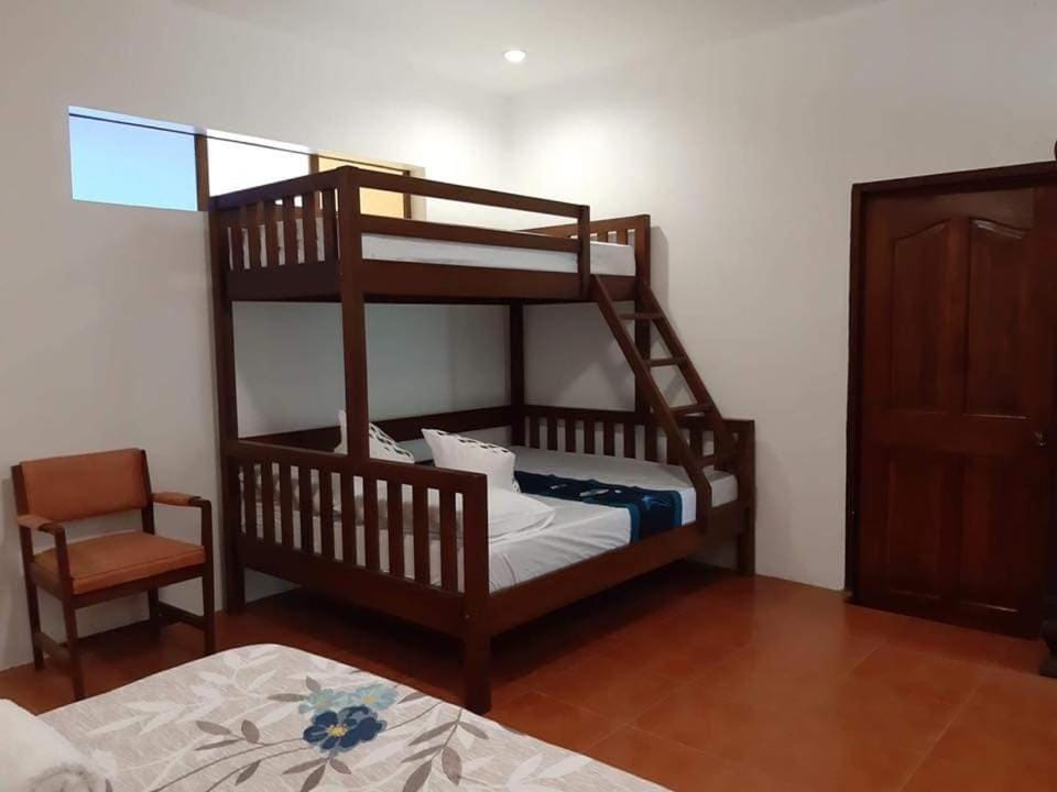bunk bed