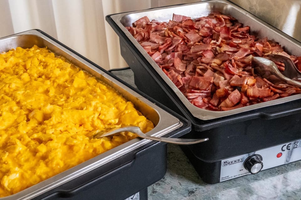 Buffet breakfast
