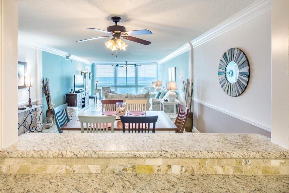 Shoreline Towers 3074 House in Destin
