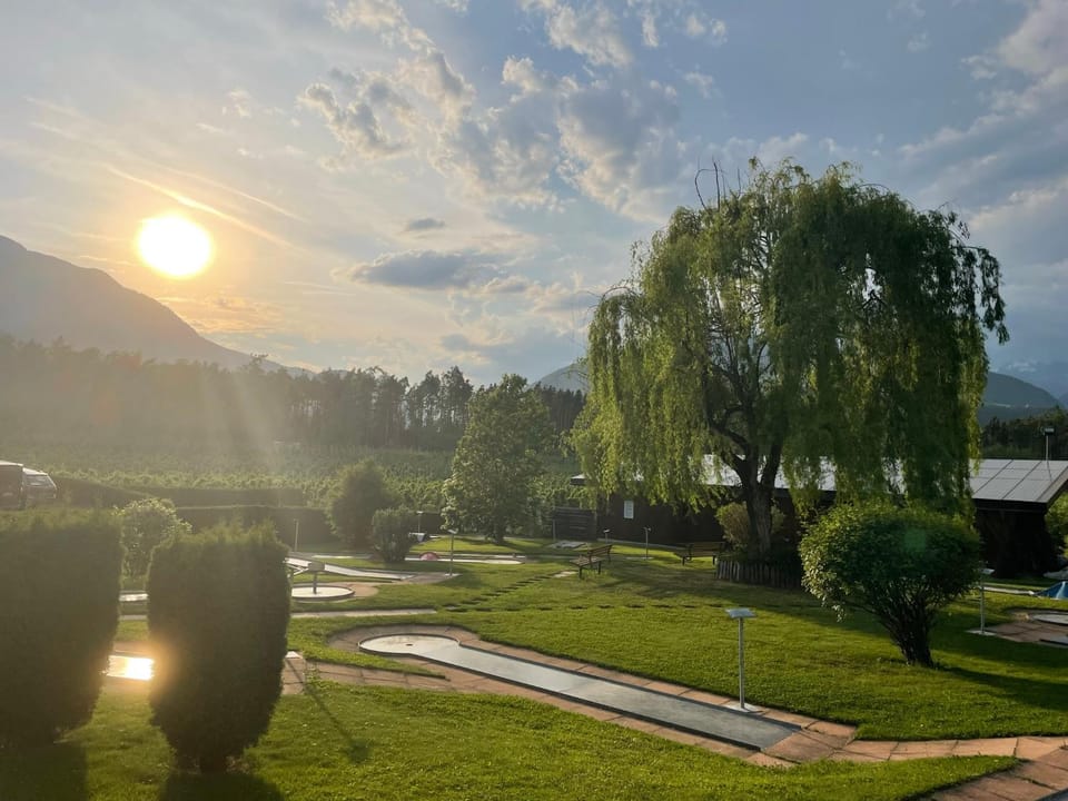 Summer, Minigolf, Mountain view